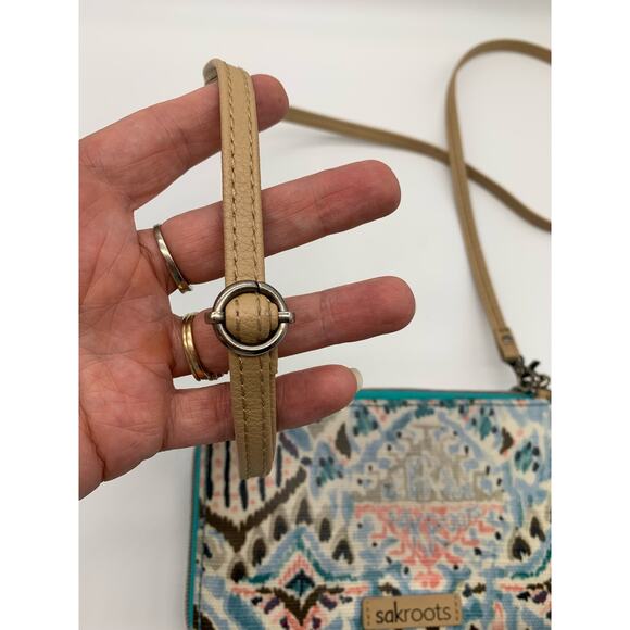 Sakroots Crossbody Purse Tech Wallet Teal Pattern - Picture 15 of 15